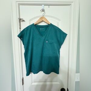 Mediclo Hunter Green Scrub Top